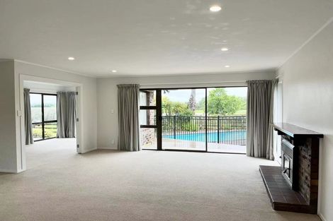 Photo of property in 143 Hamlin Road, Ardmore, Papakura, 2582