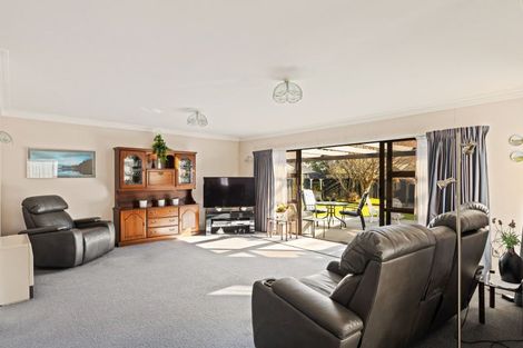 Photo of property in 151 Heta Road, Highlands Park, New Plymouth, 4312