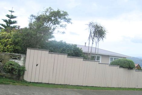 Photo of property in 6 Cedar Street, Maungaraki, Lower Hutt, 5010