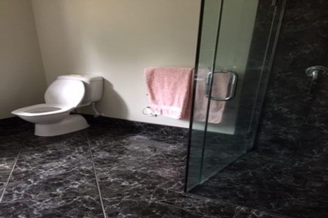 Photo of property in 5 Regent Drive, Paraparaumu Beach, Paraparaumu, 5032