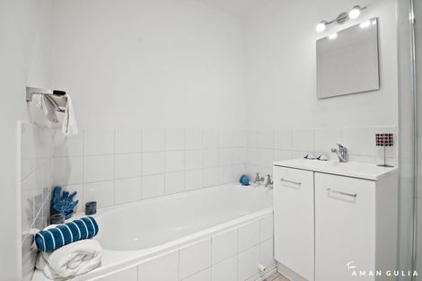 Photo of property in 3/550 Glenfield Road, Glenfield, Auckland, 0629