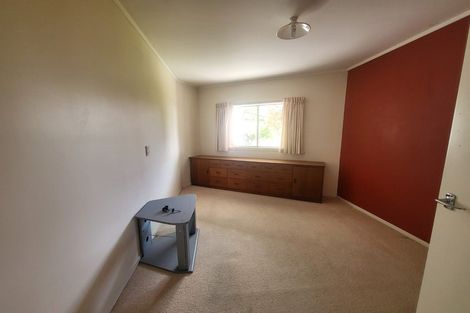 Photo of property in 5 Elizabeth Place, Mairangi Bay, Auckland, 0630