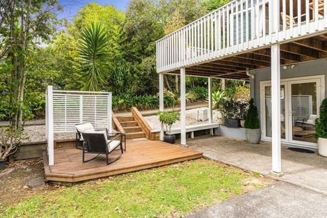 Photo of property in 1/6a Sunnynook Road, Sunnynook, Auckland, 0620