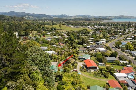 Photo of property in 80 Oxford Terrace, Coromandel, 3506