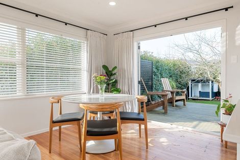 Photo of property in 3 Russleigh Drive, Dinsdale, Hamilton, 3204