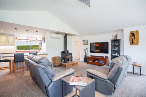 Photo of property in 224 Mill Road South, Seaward Bush, Invercargill, 9871