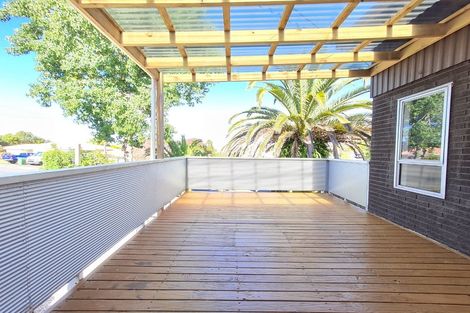 Photo of property in 29 Elliston Crescent, Stanmore Bay, Whangaparaoa, 0932