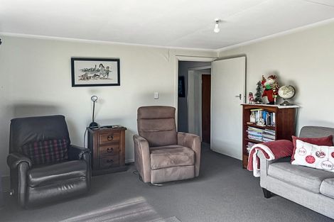 Photo of property in 13 Koputara Road, Himatangi Beach, Foxton, 4891
