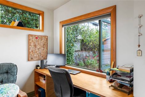 Photo of property in 172 Gladstone Road, Dalmore, Dunedin, 9010