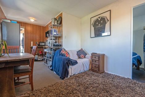 Photo of property in 38 Acacia Street, Kelvin Grove, Palmerston North, 4414