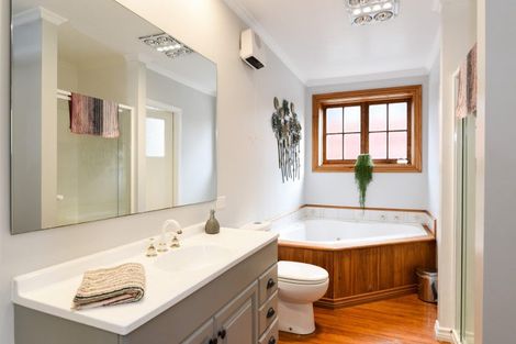 Photo of property in 23 Kenmure Road, Belleknowes, Dunedin, 9011