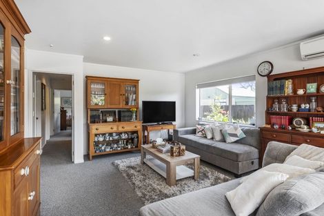 Photo of property in 19a Heihei Place, Paraparaumu, 5032