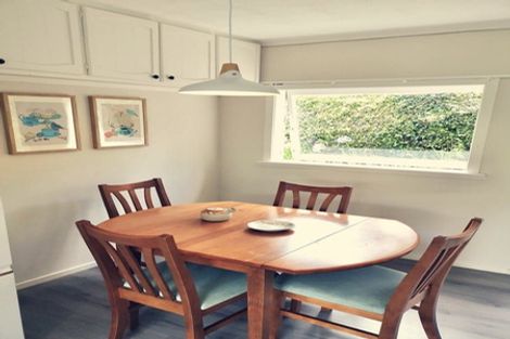 Photo of property in 35 Montgomery Avenue, Rothesay Bay, Auckland, 0630