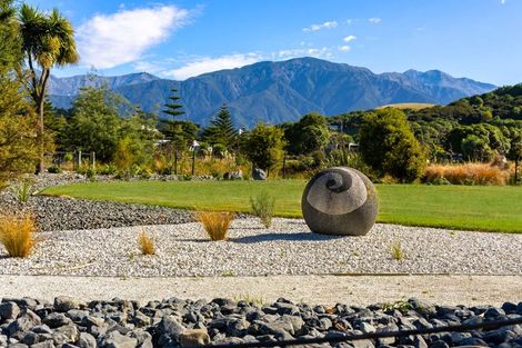 Photo of property in 6 Knowles Crescent, Kaikoura Flat, Kaikoura, 7371