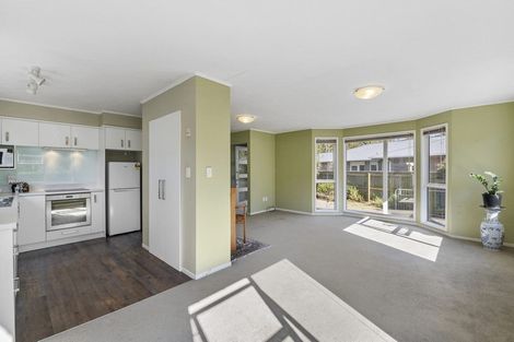 Photo of property in 75 Park Avenue, Waikanae, 5036
