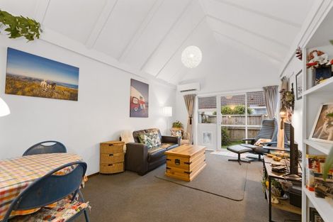 Photo of property in 56c Oxford Street, South Dunedin, Dunedin, 9012