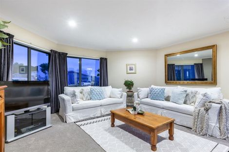 Photo of property in 48 Kahurangi Heights, Aotea, Porirua, 5024