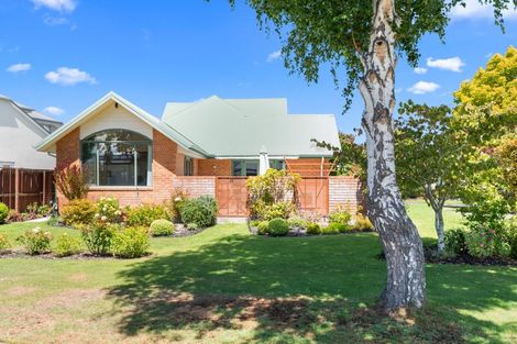 Photo of property in 25 O'connor Place, Burnside, Christchurch, 8053