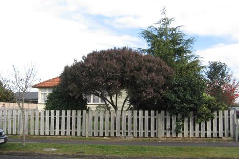 Photo of property in 9b Ross Crescent, Fairfield, Hamilton, 3214