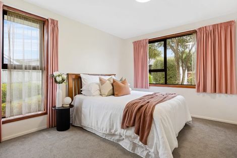 Photo of property in 11a Woodstock Place, Russley, Christchurch, 8042