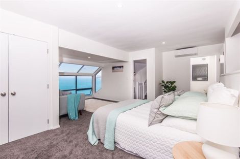 Photo of property in 33 Homebush Road, Khandallah, Wellington, 6035