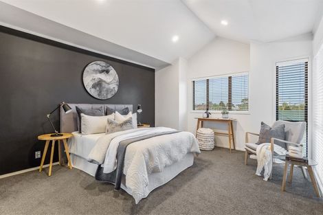 Photo of property in 2/11 Nile Road, Milford, Auckland, 0620