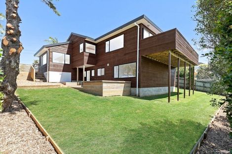 Photo of property in 7 Spencer Road, Oteha, Auckland, 0632