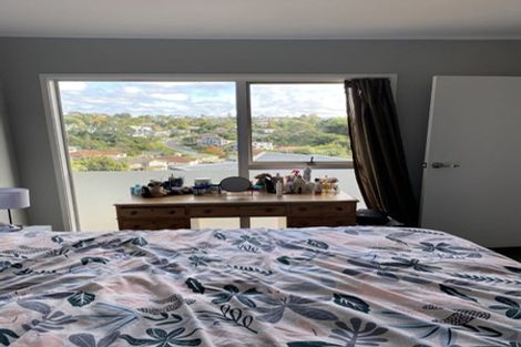 Photo of property in 147a Browns Bay Road, Browns Bay, Auckland, 0630