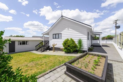 Photo of property in 20 Dixon Road, Fitzroy, Hamilton, 3206