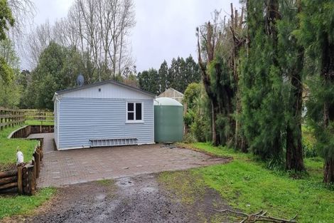 Photo of property in 195 Riverhead Road, Kumeu, 0892