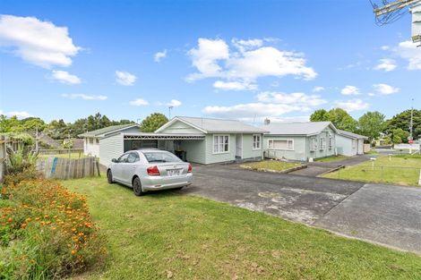 Photo of property in 3/124 Great South Road, Manurewa, Auckland, 2102