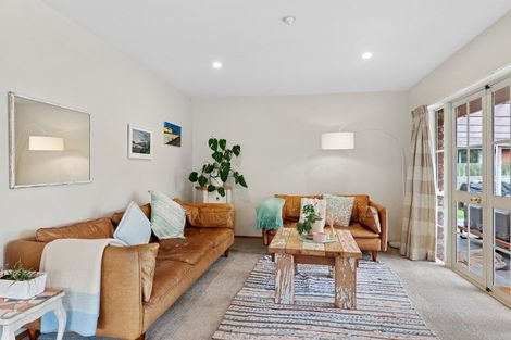 Photo of property in 13 Oldham Place, Darfield, 7510