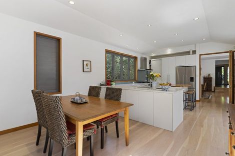 Photo of property in 98 Aberdeen Road, Campbells Bay, Auckland, 0620