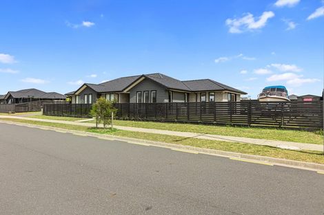 Photo of property in 7 Kuakua Close, Papamoa Beach, Papamoa, 3118