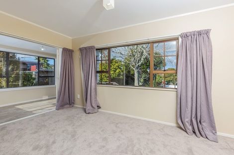 Photo of property in 28 Brandon Road, Manly, Whangaparaoa, 0930