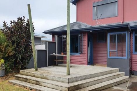 Photo of property in 14 Aotea Street, Castlecliff, Whanganui, 4501