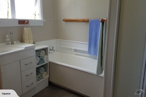 Photo of property in 313a Carrington Street, Vogeltown, New Plymouth, 4310