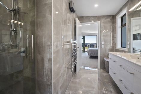 Photo of property in 30 Wai Terrace, Wharewaka, Taupo, 3330