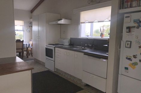 Photo of property in 102 Onerahi Road, Onerahi, Whangarei, 0110