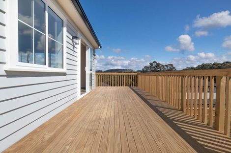 Photo of property in 31 Takurua Terrace, Orewa, 0931