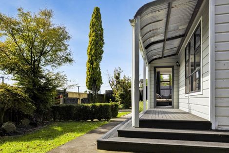 Photo of property in 9 Carrington Street, Inglewood, 4330