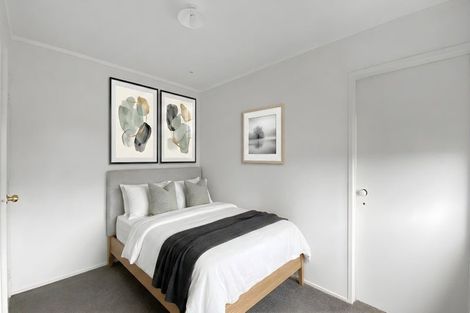 Photo of property in 124 Stapleford Crescent, Browns Bay, Auckland, 0630