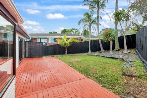 Photo of property in 1/21 Chablis Place, Henderson, Auckland, 0612
