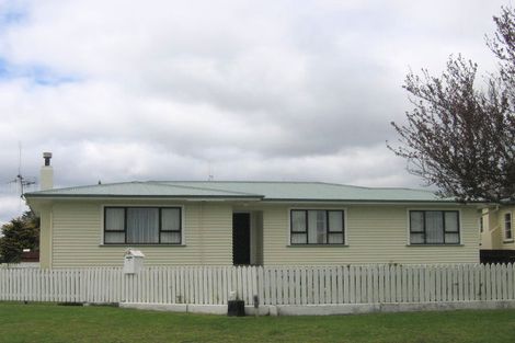 Photo of property in 16 Mansels Road, Greerton, Tauranga, 3112