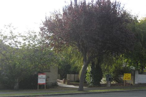 Photo of property in 2 Awamoa Road, Holmes Hill, Oamaru, 9401