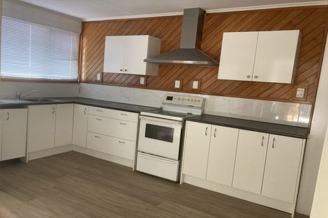 Photo of property in 3 Waverley Avenue, Glenfield, Auckland, 0629