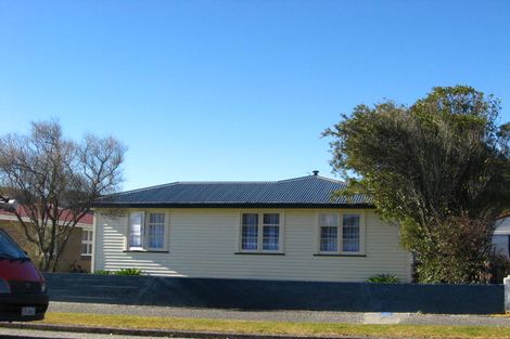 Photo of property in 17 Shelley Street, Greymouth, 7805
