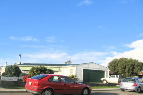 Photo of property in 2/1104 Heretaunga Street East, Parkvale, Hastings, 4122