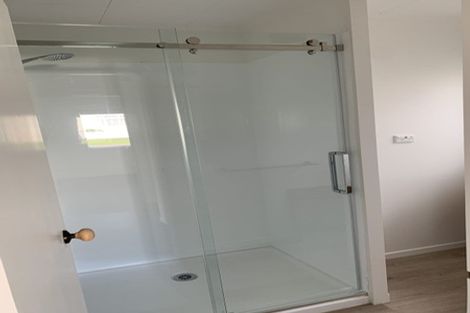 Photo of property in 31 Record Street, Fitzroy, New Plymouth, 4312