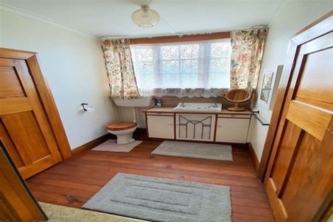 Photo of property in 17 Rhodes Street, Waimate, 7924